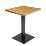 Table de restaurant avec base ronde en fonte avec plateau carré