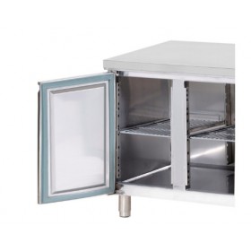Table réfrigérée positive - GN 1/1 - 421 L - 2 portes + 4 tiroirs à droite - 2230 (L) x 700 (P) mm - Classe N