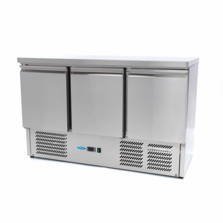 Table réfrigérée positive - GN 1/1 - ECO - Garantie 1 an - 400 L - 3 portes - 1795 (L) x 700 (P) - Classe T