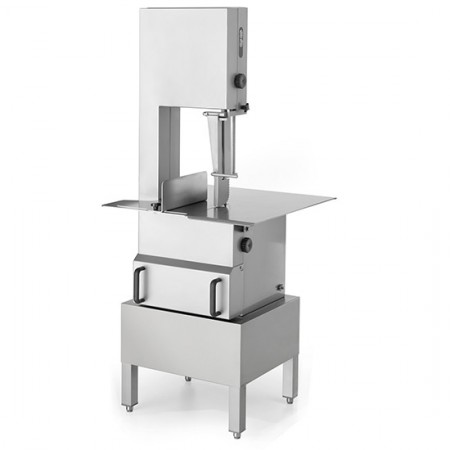 cie à os en inox sur soubassement 2400 mm