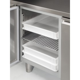 Meuble à pizza - Tropicalisé - Garantie 2 ans - 600 L - 3 portes + roulettes - 12 x GN 1/3 - Classe T