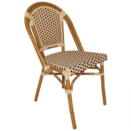 Chaises en rotin bar  