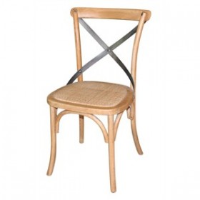 Chaise en bois naturel avec dossier croisé