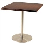 Table de restaurant avec base ronde en fonte avec plateau carré